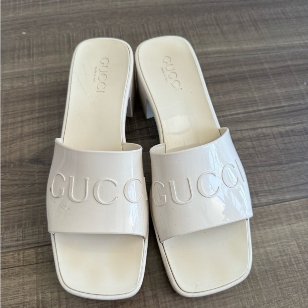 Gucci Rubber Monogram Slide Mule Sandals Sz 8 - Picture 4 of 15